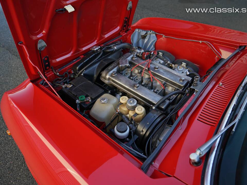 Bild 19/21 von Alfa Romeo 2000 GT Veloce (1974)