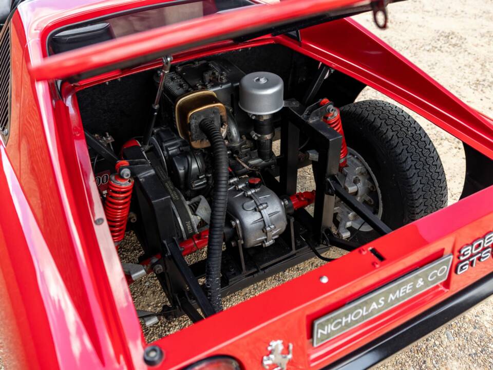 Afbeelding 6/44 van Ferrari 308 GTB Quattrovalvole (1984)