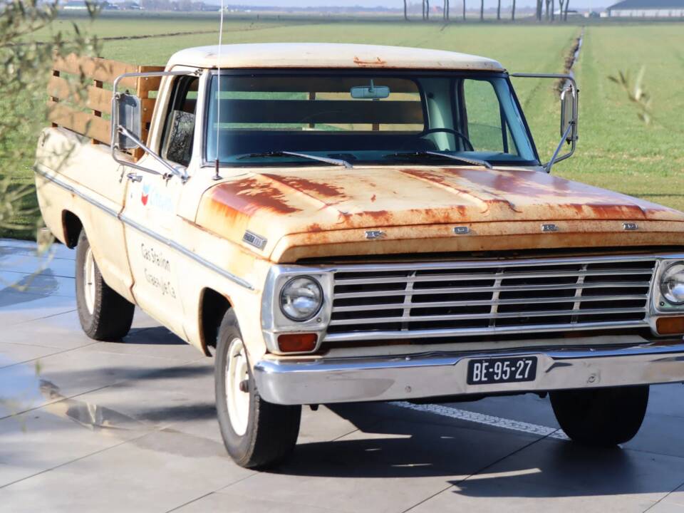 Image 35/52 of Ford F-100 (1967)