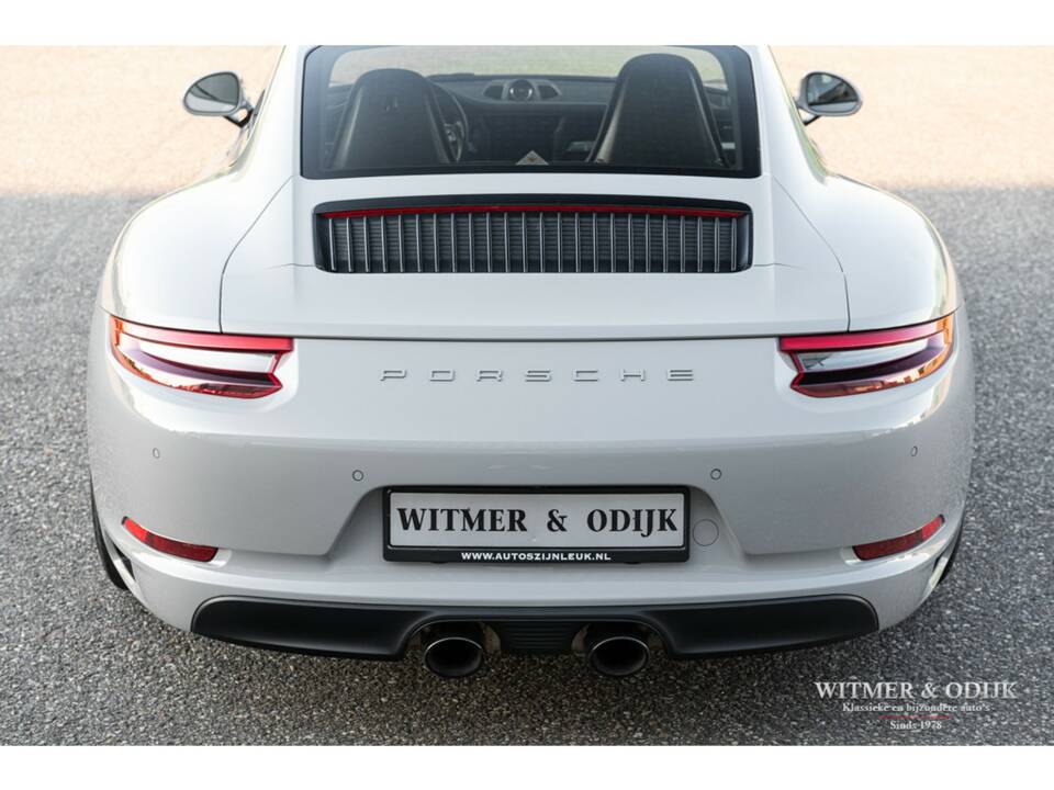 Bild 18/32 von Porsche 911 Carrera (2018)