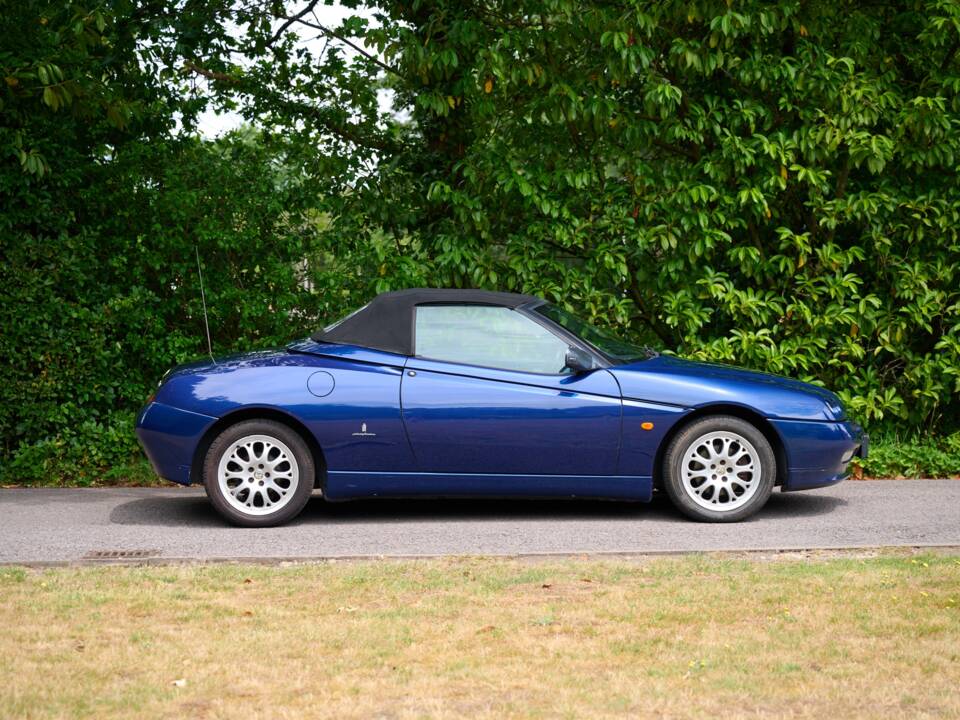 Image 32/50 of Alfa Romeo Spider 2.0 Twin Spark 16V (2001)