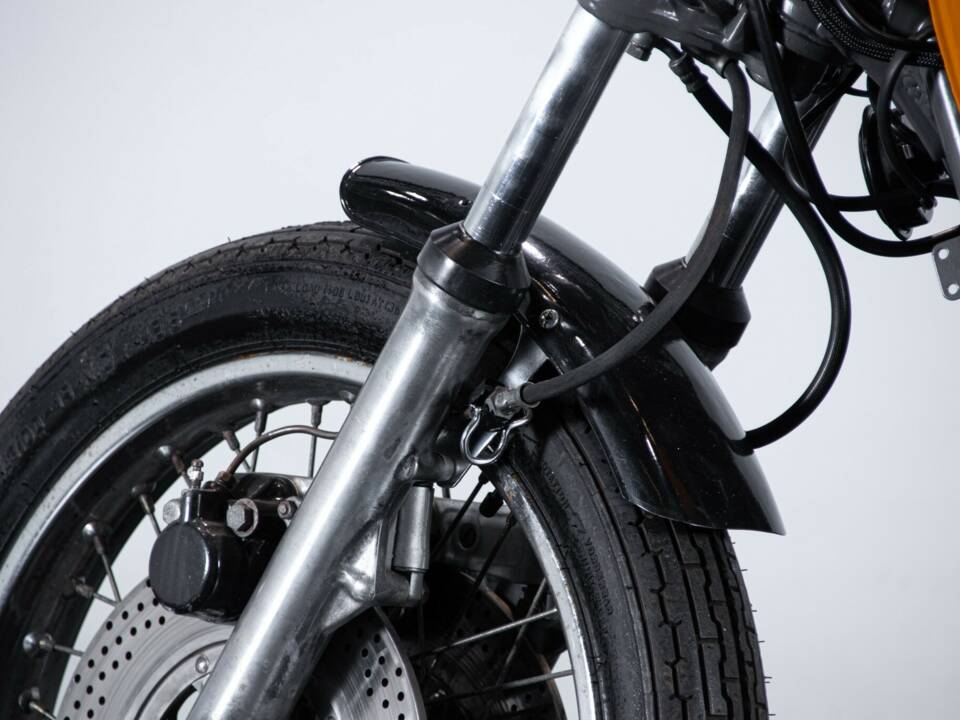 Image 32/50 of Honda CB 750 Custom (1974)