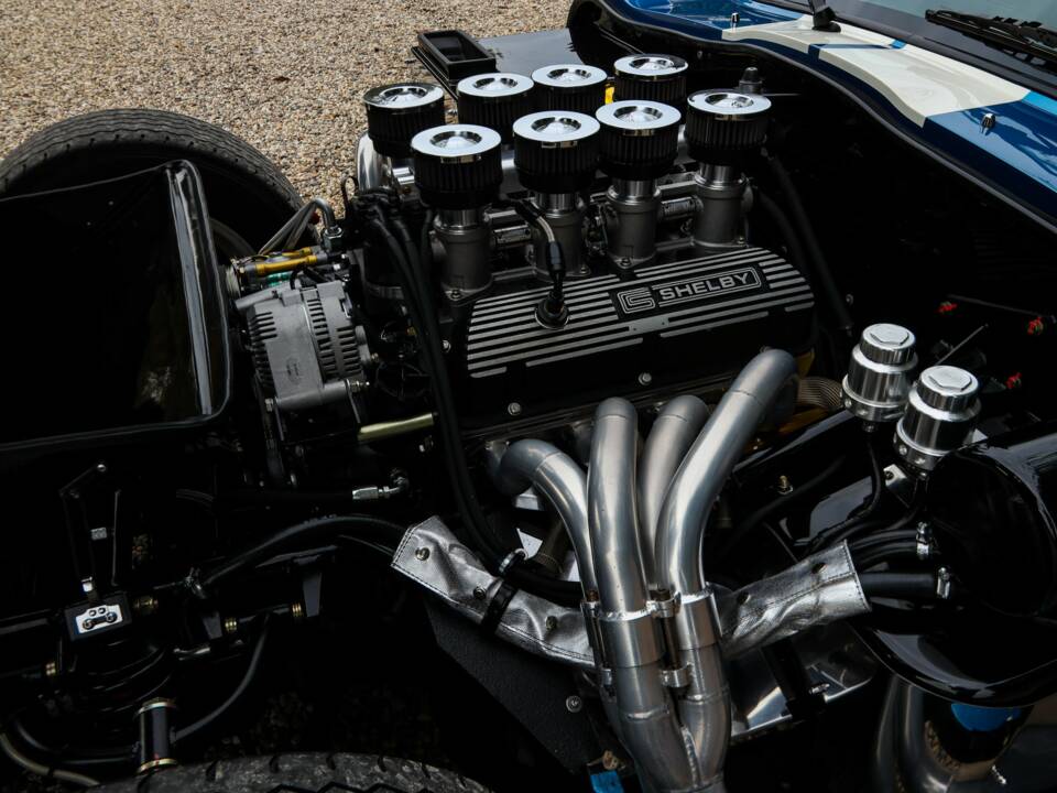 Afbeelding 45/50 van Shelby Daytona Cobra Coupe (1964)
