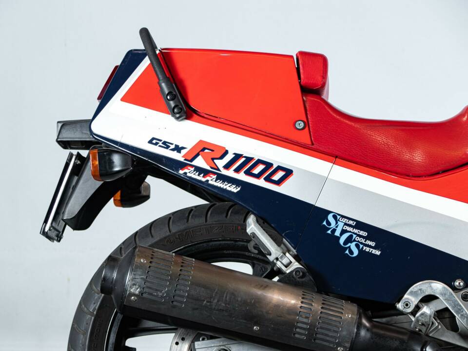 Afbeelding 35/50 van Egli-Suzuki GSX-R 1100 (1986)