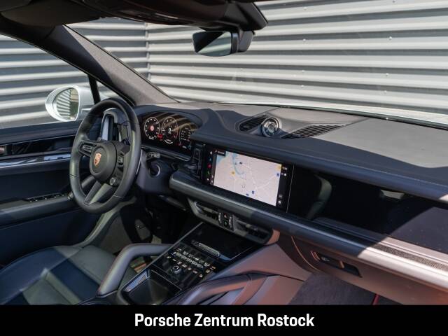 Bild 18/31 von Porsche Cayenne Coupé E-Hybrid (2026)