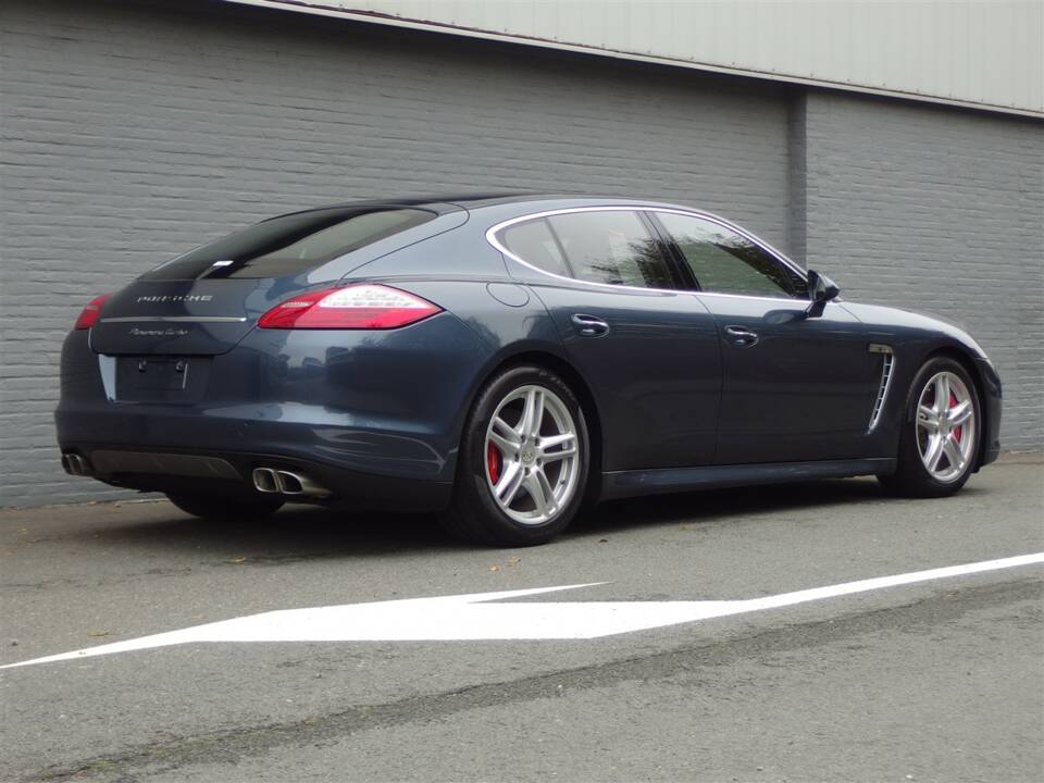 Bild 3/99 von Porsche Panamera Turbo (2009)