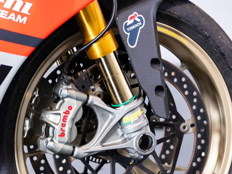 Image 27/50 of Ducati DUMMY (2019)