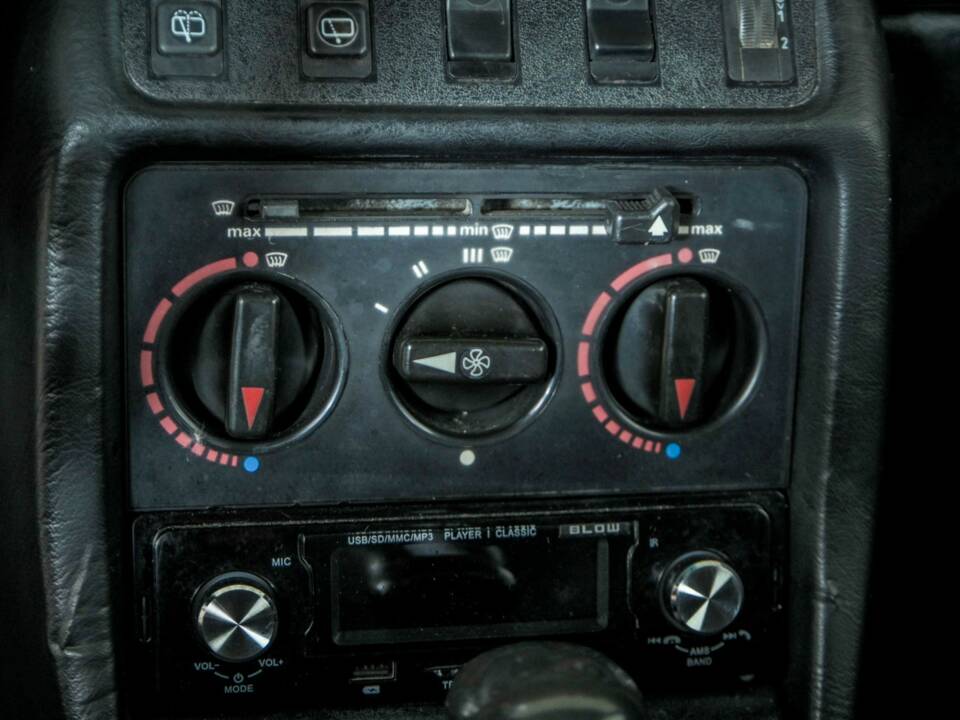 Bild 21/50 von Mercedes-Benz 300 TD Turbodiesel (1981)