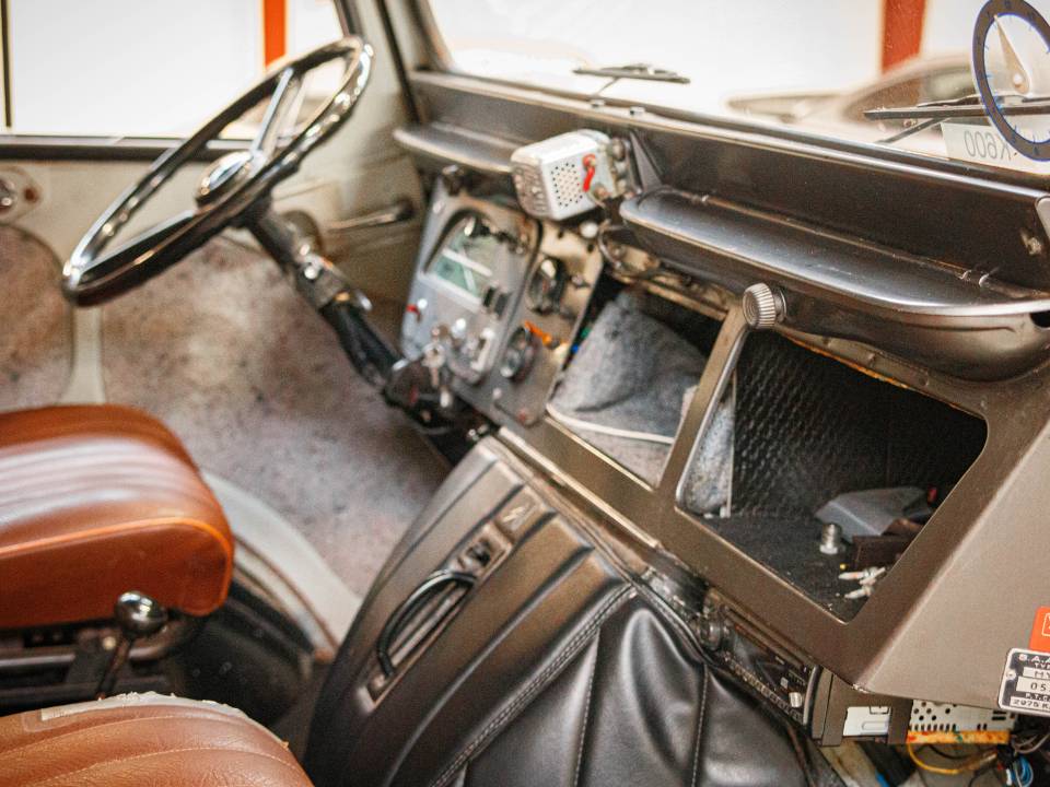 Bild 43/44 von Citroën HY (1974)