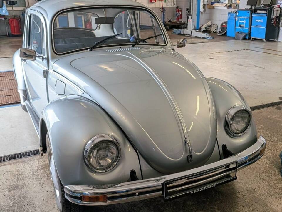 Image 3/8 of Volkswagen Beetle 1300 (1984)