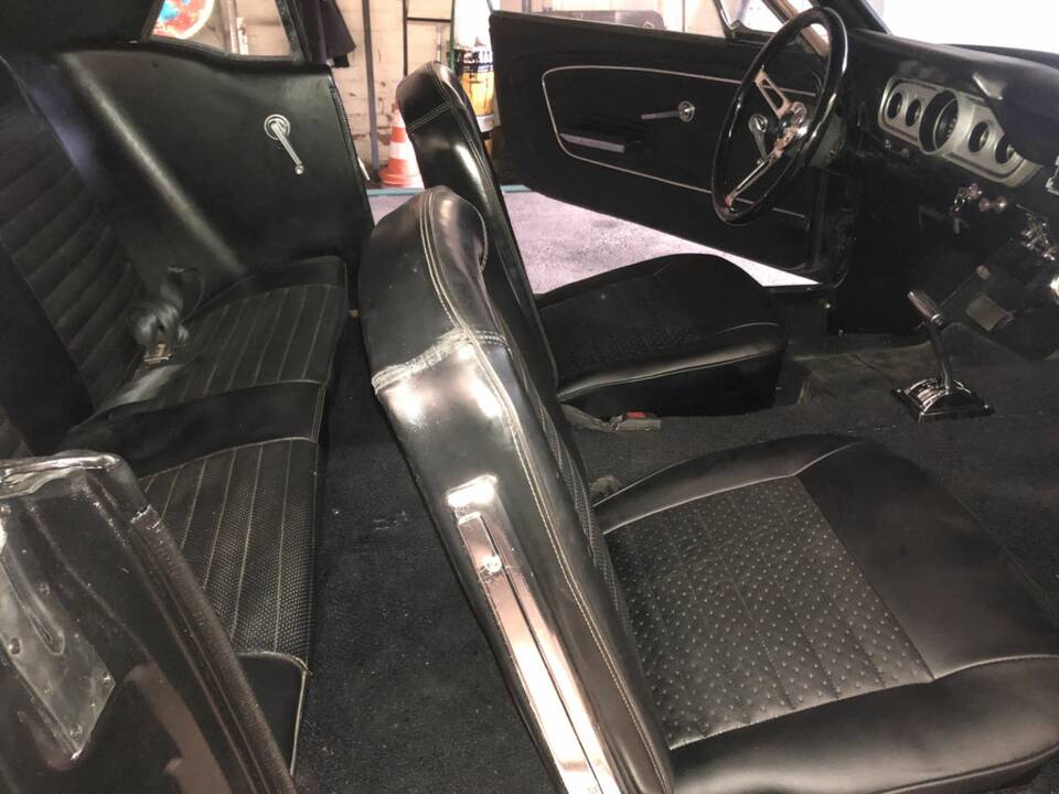 Image 7/8 of Ford Shelby GT 350 (1966)