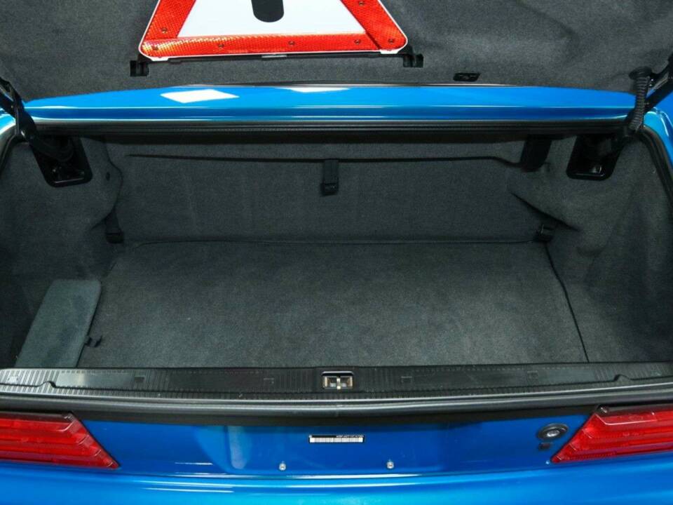 Image 32/50 de Mercedes-Benz SL 500 (1997)