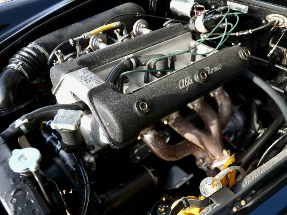 Bild 16/50 von Alfa Romeo 2000 Spider (1961)