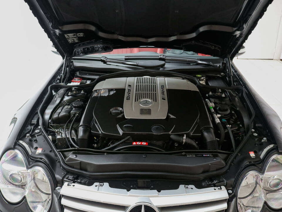 Image 11/21 of Mercedes-Benz SL 65 AMG (2005)
