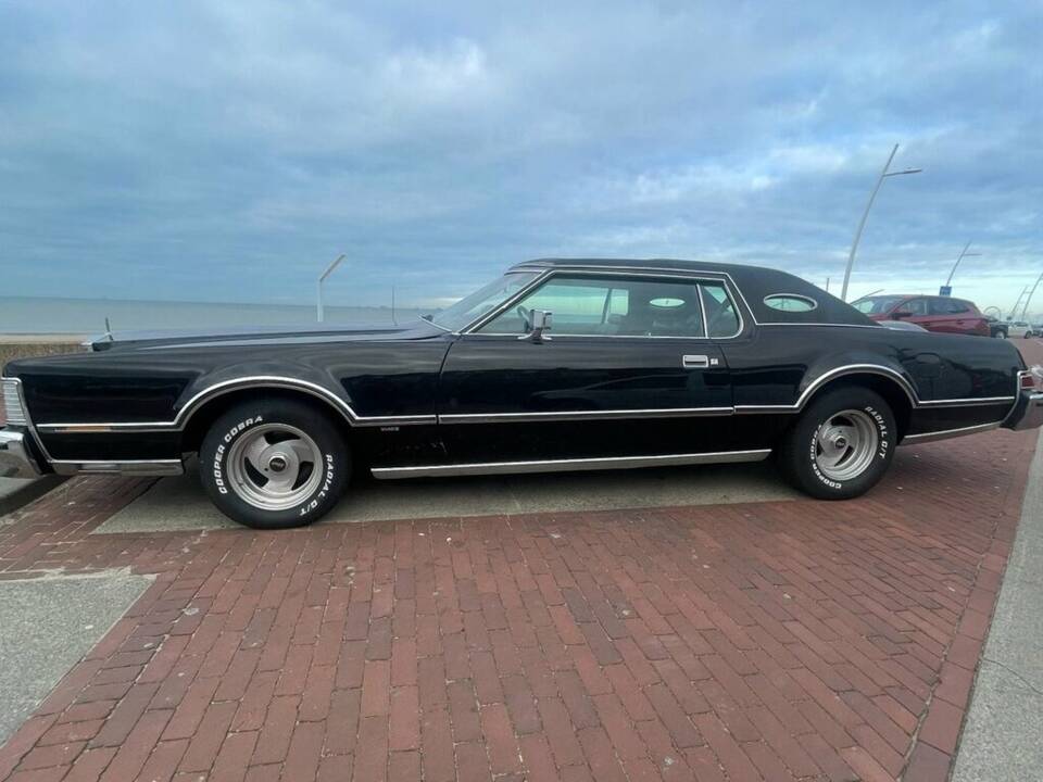 Obraz 5/8 pojazdu Lincoln Continental Mark IV (1975)