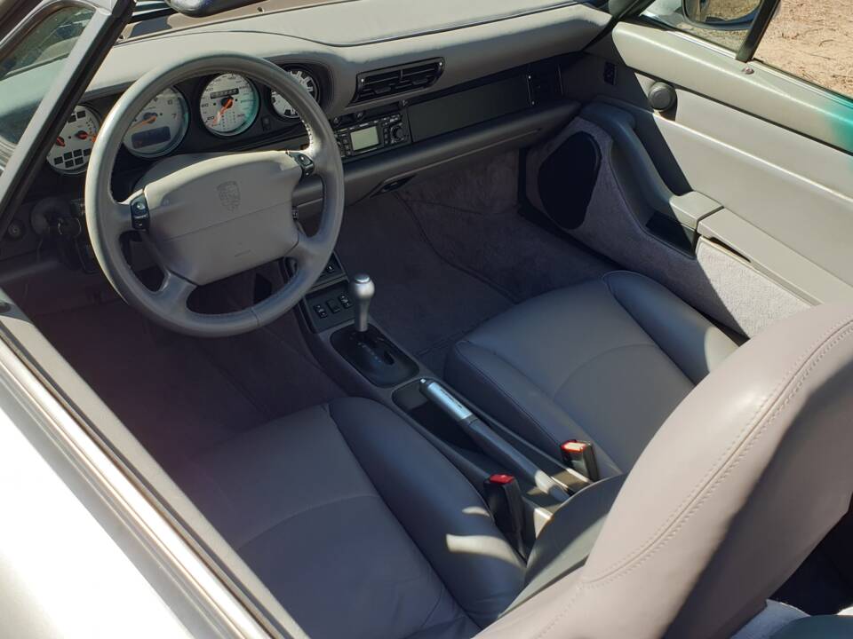 Image 47/116 of Porsche 911 Carrera (1997)