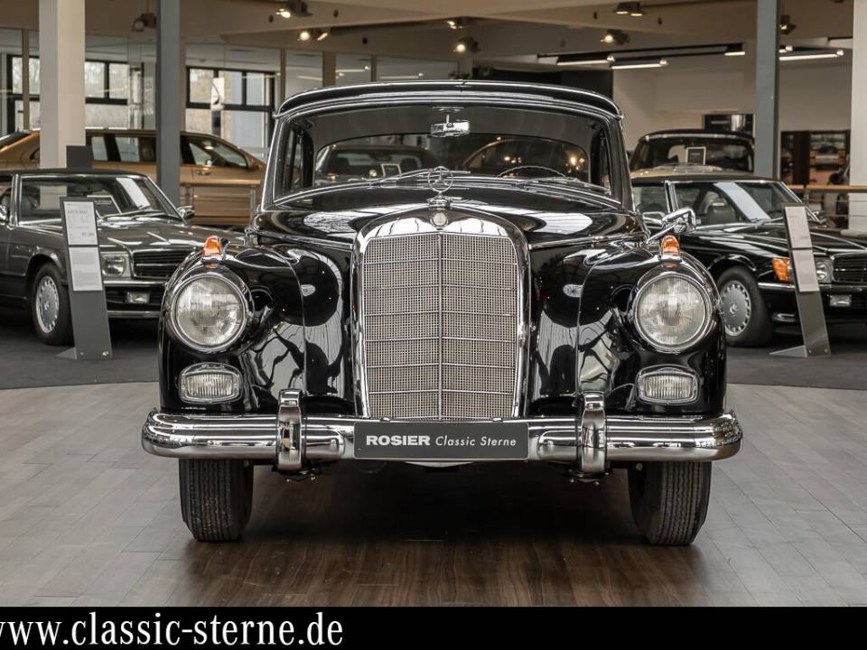 Image 8/15 of Mercedes-Benz 300 d (1961)