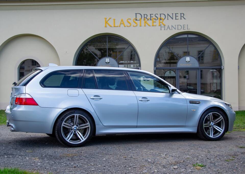 Afbeelding 8/41 van BMW M5 Touring (2008)