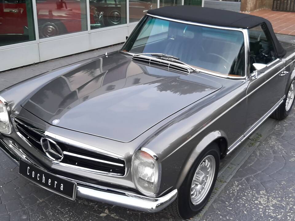 Immagine 10/16 di Mercedes-Benz 280 SL (1970)