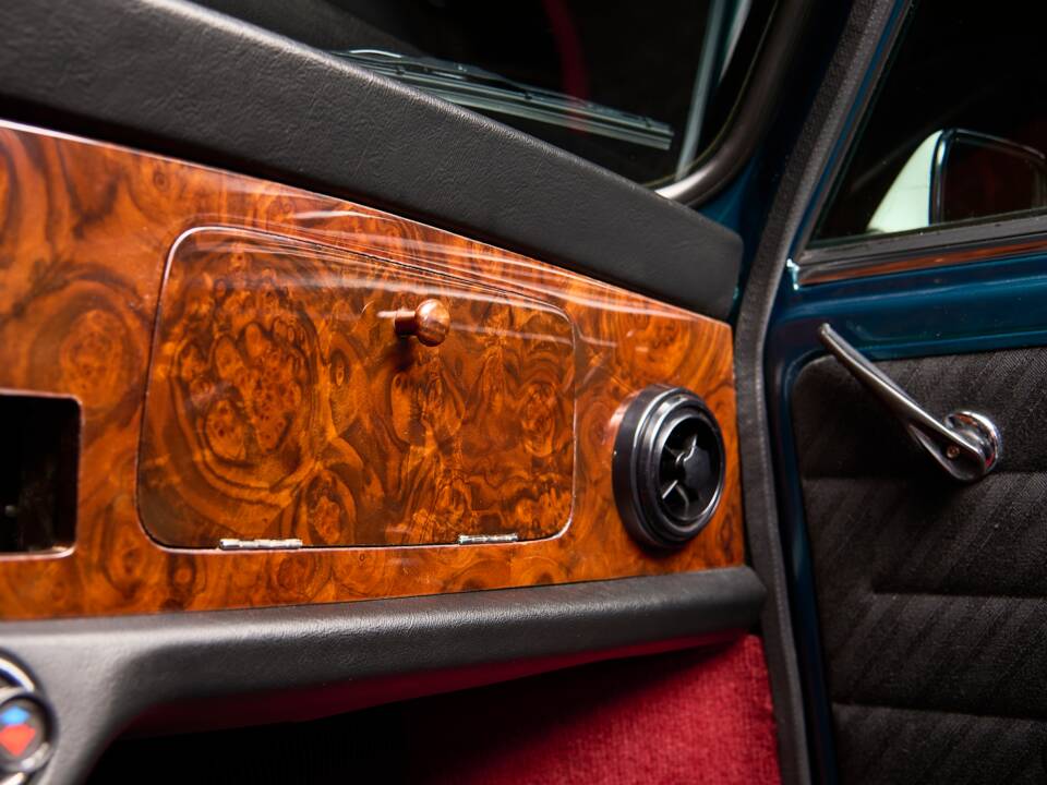 Image 28/48 de Rover Mini Cooper 1,3i (1993)