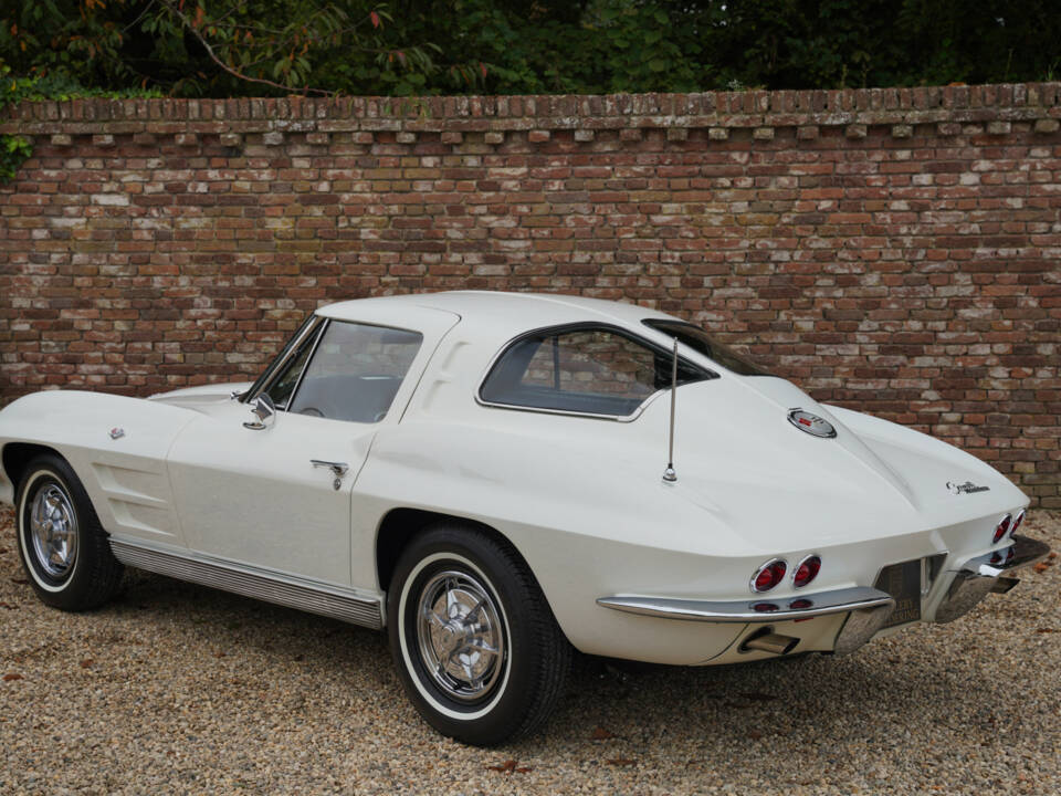 Immagine 21/50 di Chevrolet Corvette Sting Ray (1963)