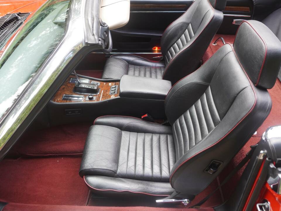 Image 12/23 de Jaguar XJS 5.3 V12 (1989)