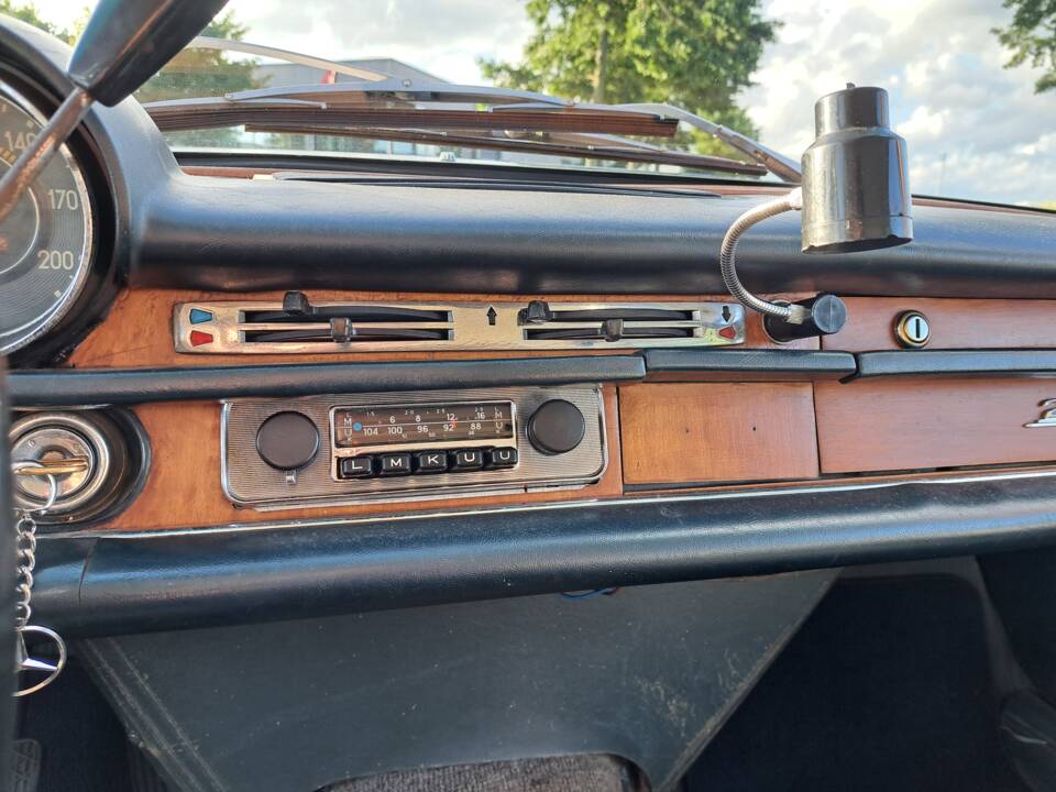 Bild 13/19 von Mercedes-Benz 250 S (1968)