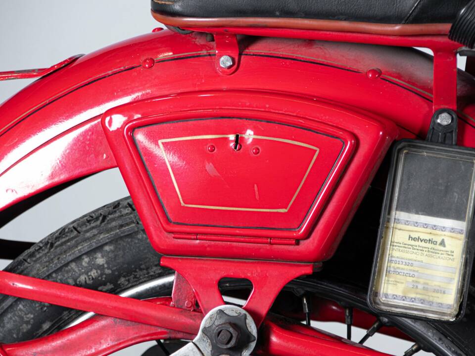 Image 34/50 of Moto Guzzi DUMMY (1955)