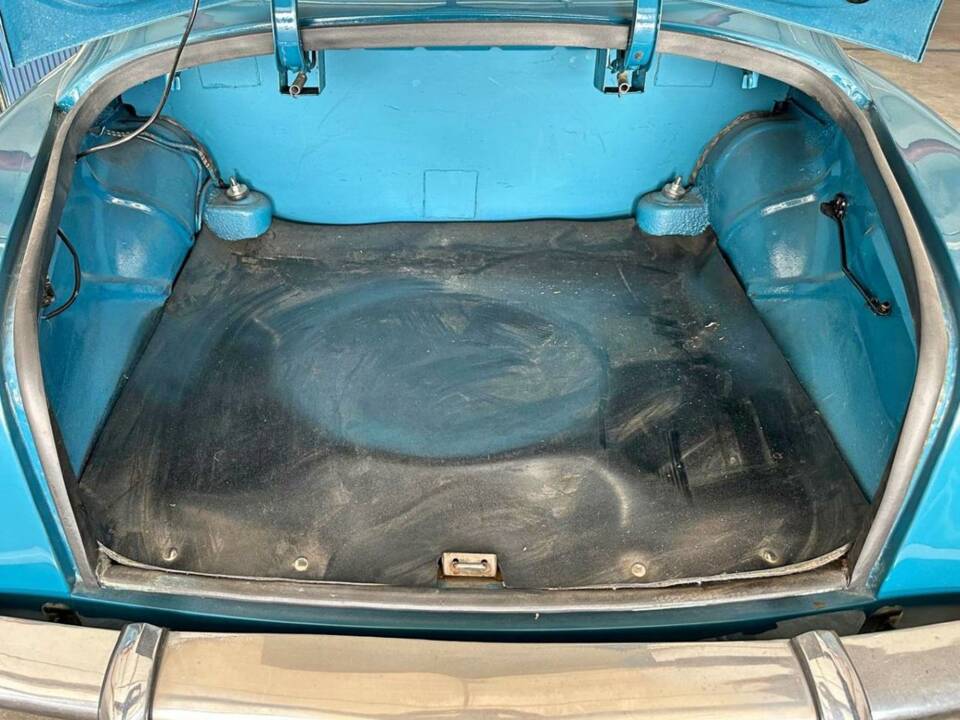 Bild 27/50 von SIMCA Aronde 1300 (1957)