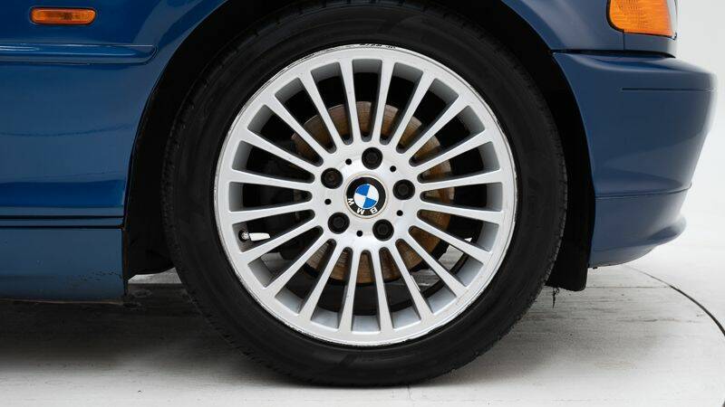 Bild 11/15 von BMW 325Ci (2001)