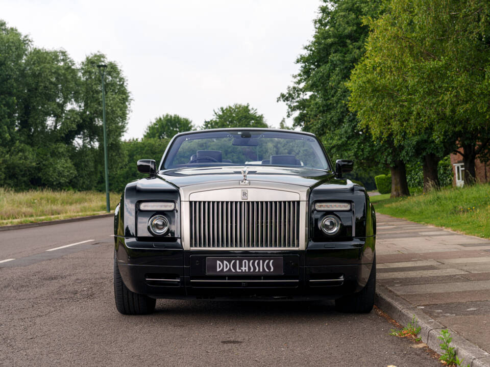 Immagine 5/29 di Rolls-Royce Phantom DHC (2008)