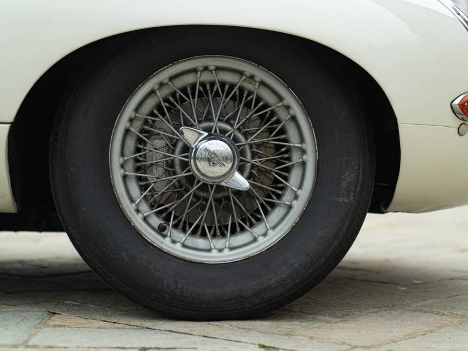 Imagen 27/50 de Jaguar E-Type 3.8 (1964)