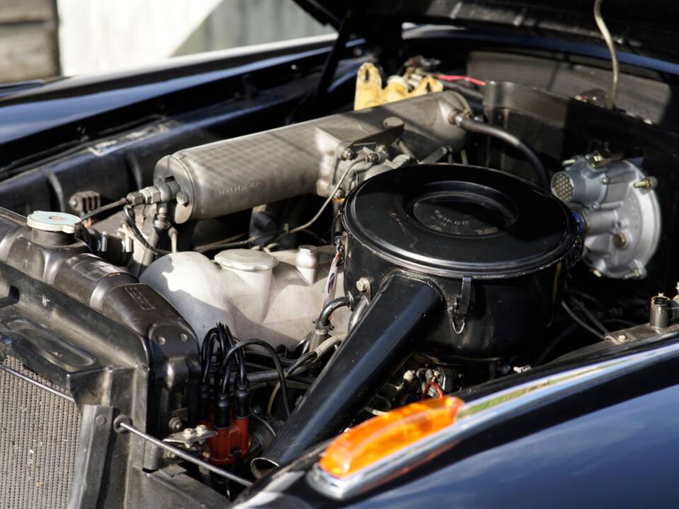 Immagine 19/35 di Mercedes-Benz 220 SE (1960)