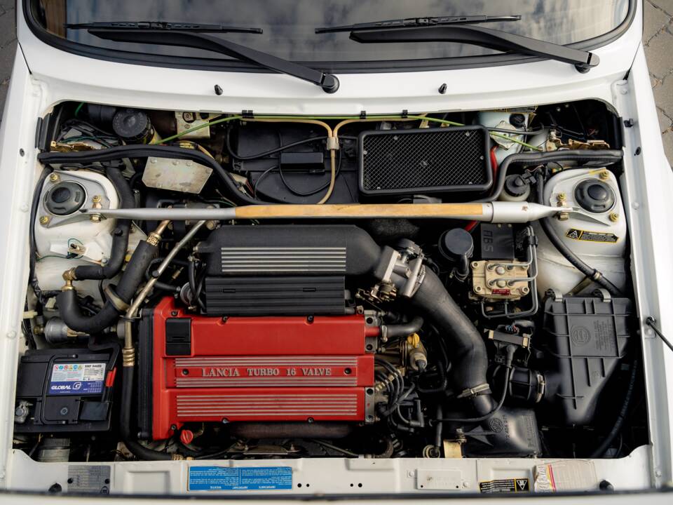 Imagen 42/96 de Lancia Delta HF Integrale Evoluzione I "Martini 5" (1992)