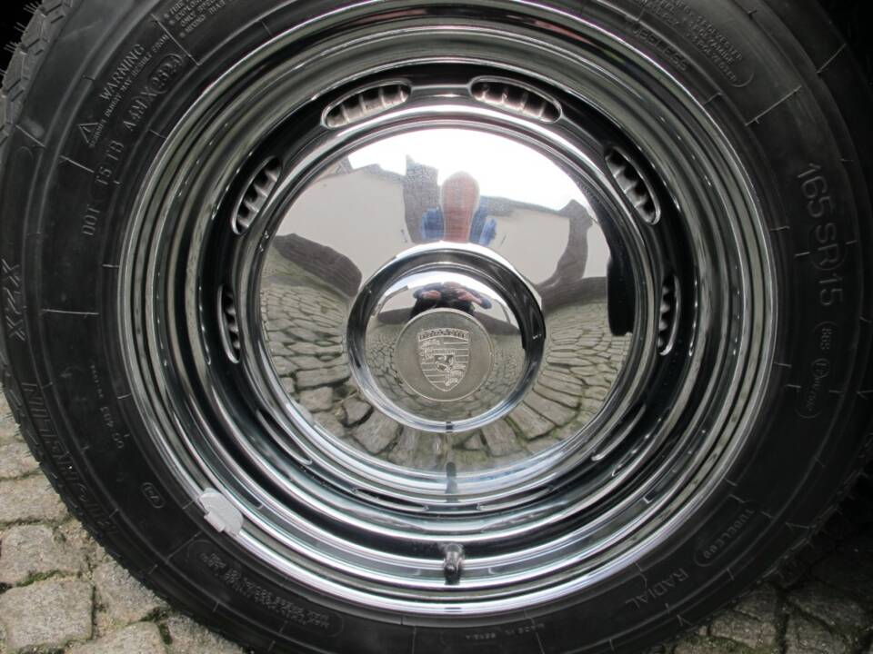 Image 29/100 of Porsche 356 B 1600 Super (1961)