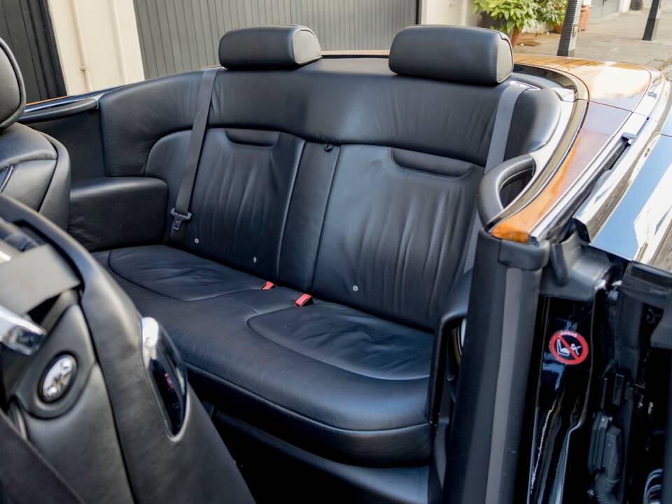 Image 26/34 of Rolls-Royce Phantom DHC (2008)
