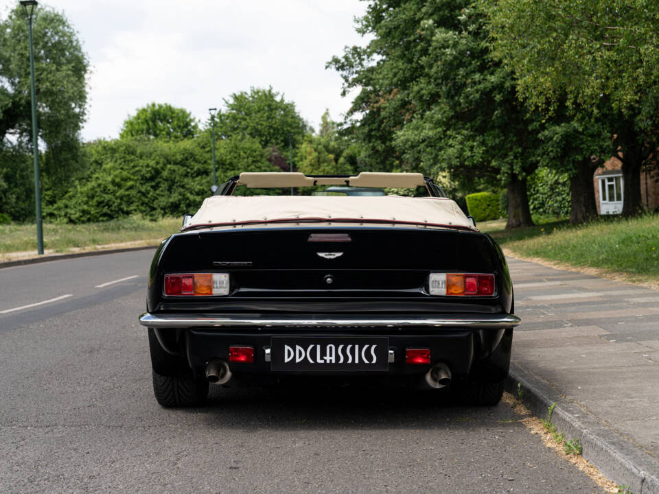Immagine 5/32 di Aston Martin V8 Vantage Volante (1988)