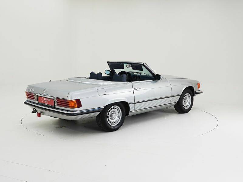 Image 2/15 of Mercedes-Benz 450 SL (1977)