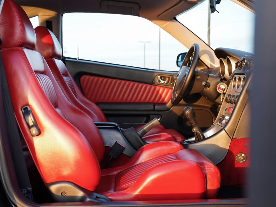 Imagen 23/90 de Alfa Romeo GTV 2.0 Twin Spark (1998)