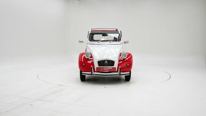 Image 5/15 de Citroën 2 CV 6 Club (1985)