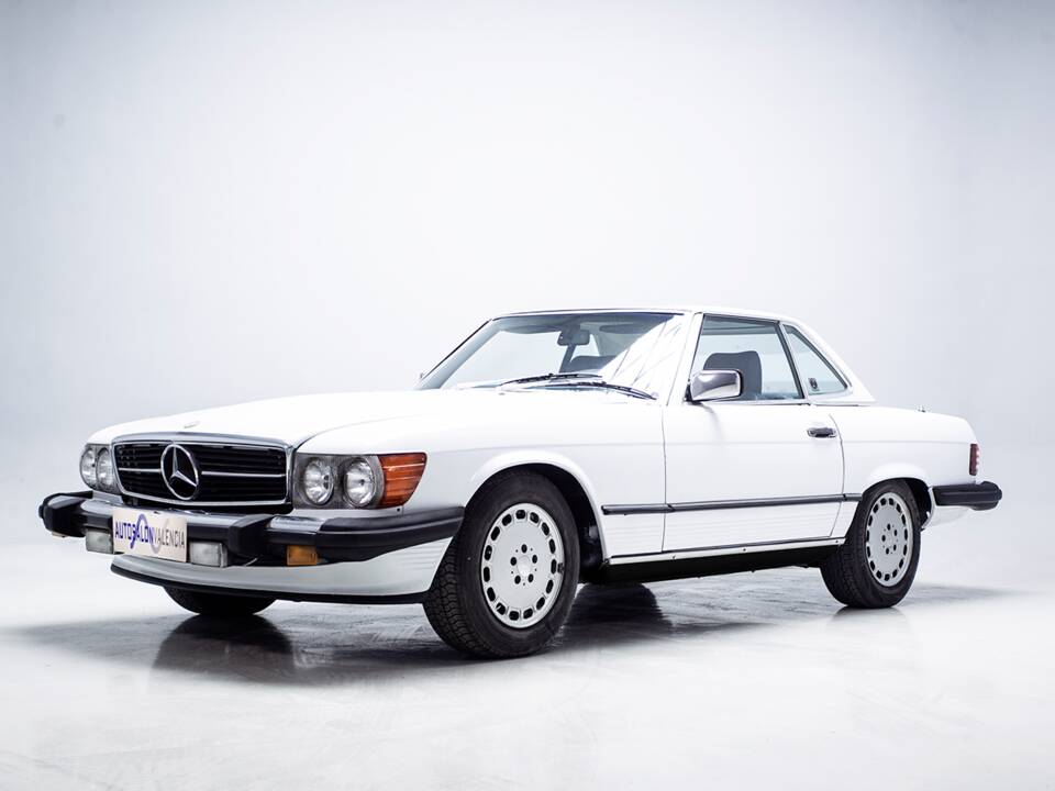 Bild 6/38 von Mercedes-Benz 560 SL (1986)