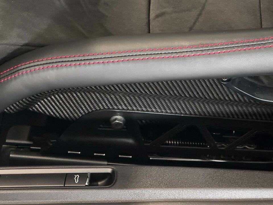 Bild 4/5 von Porsche 911 Targa 4 GTS (2018)