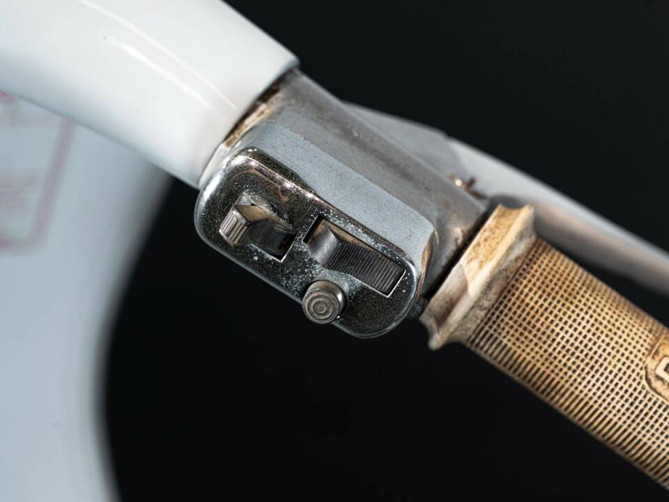 Image 26/30 of Piaggio Vespa 125 (1963)