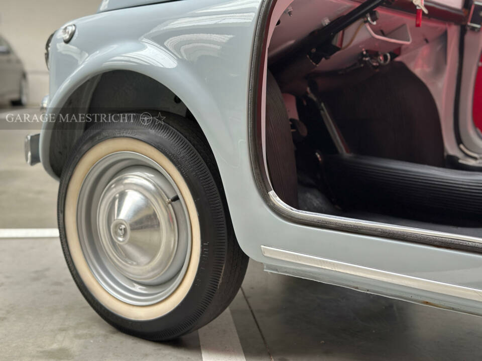 Image 21/102 of FIAT 500 D (1963)
