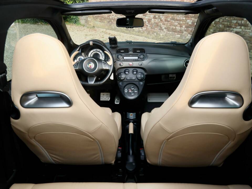 Immagine 29/50 di Abarth 695 &quot;Edizione Maserati&quot; (2013)