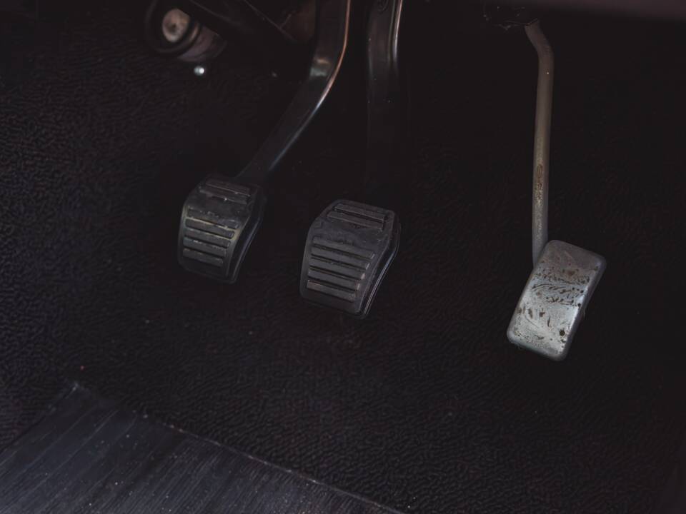 Image 17/50 of Ford Escort RS 2000 (1974)