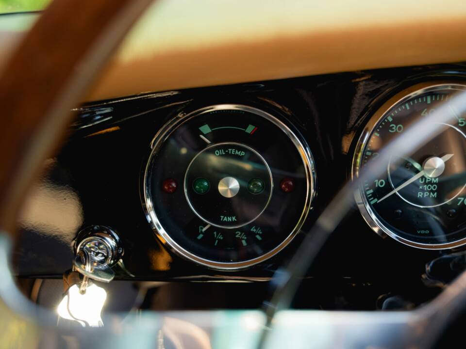 Immagine 34/54 di Porsche 356 C 1600 SC (1964)