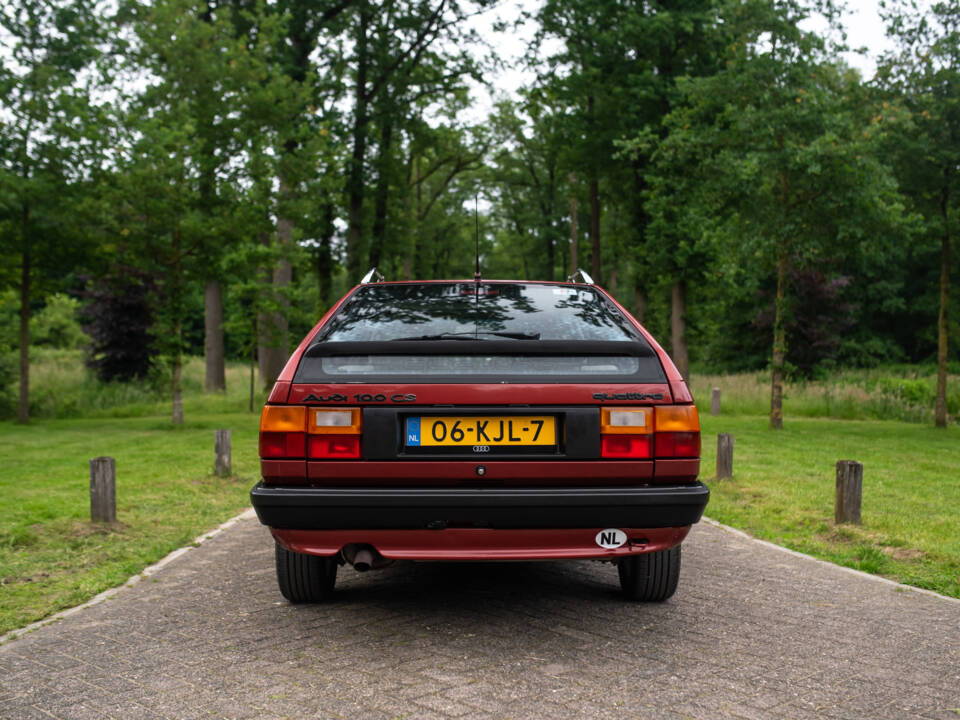 Image 14/45 de Audi 100 Avant 2.2 quattro (1986)