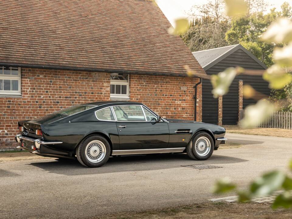 Bild 11/50 von Aston Martin V8 EFi (1987)