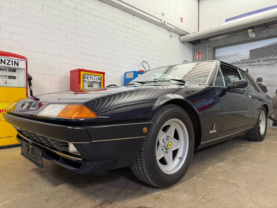 Bild 2/16 von Ferrari 400i (1982)